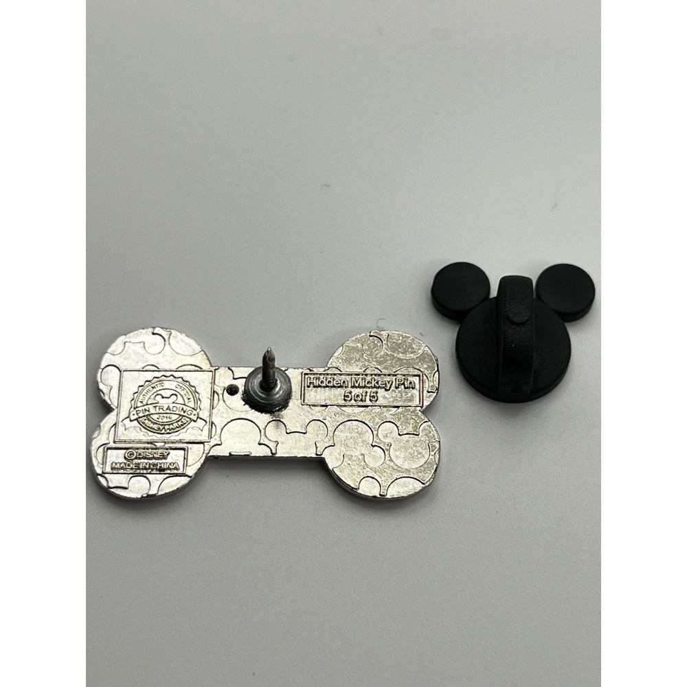 Disney Trading Pin - Disney Dog Bone -  Lady from Lady and the Tramp - Picture 3 of 3